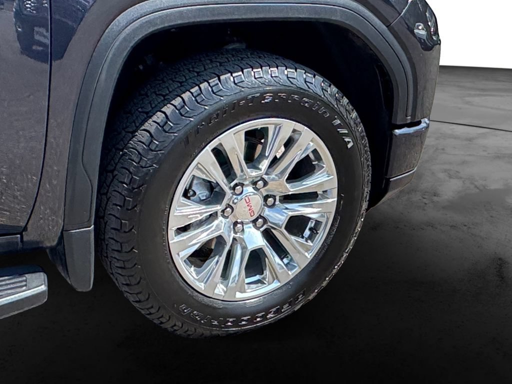 Used 2025 GMC Sierra 1500 Denali w/ Technology Package AWD/4WD image 12
