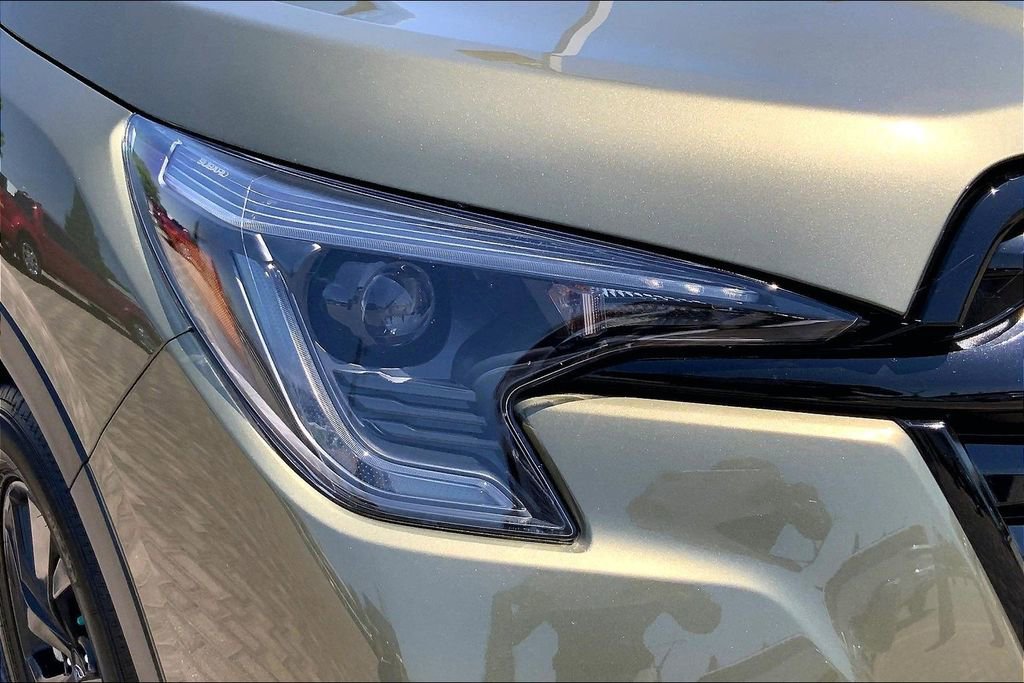 Certified 2026 Subaru Ascent Premium AWD/4WD image 31