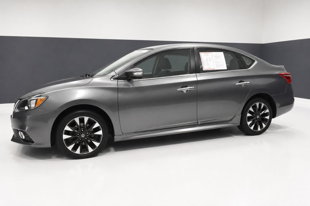 Used 2017 Nissan Sentra SR w/ SR Premium Technology Package FWD image 2