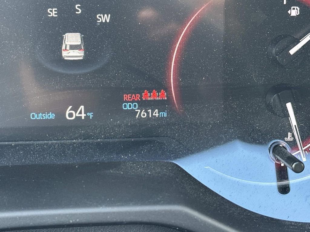 Used 2023 Toyota RAV4 LE FWD image 21