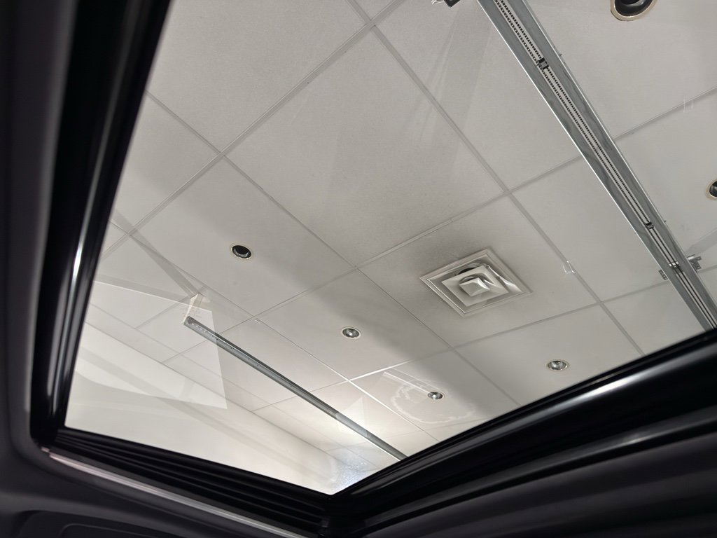 Used 2019 Toyota Avalon Touring image 21