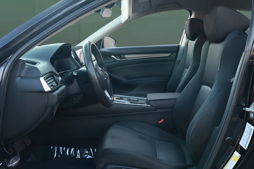 Used 2020 Honda Accord LX image 7