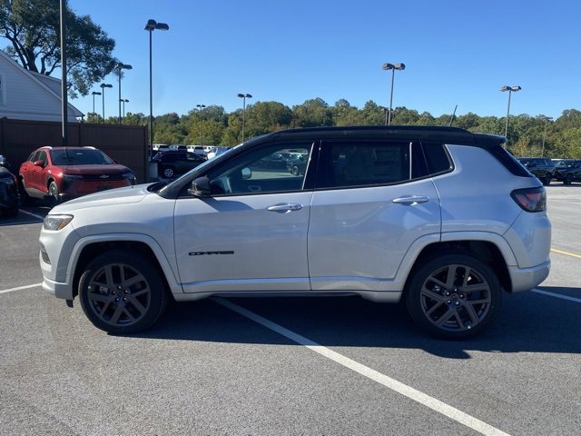 New 2025 Jeep Compass Limited w/ Driver Assist Group I image 4