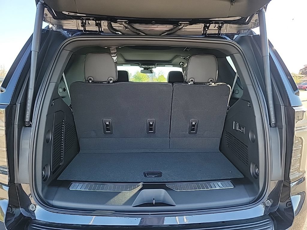 New 2026 Chevrolet Tahoe Premier w/ Sun And Tow Package AWD/4WD image 39