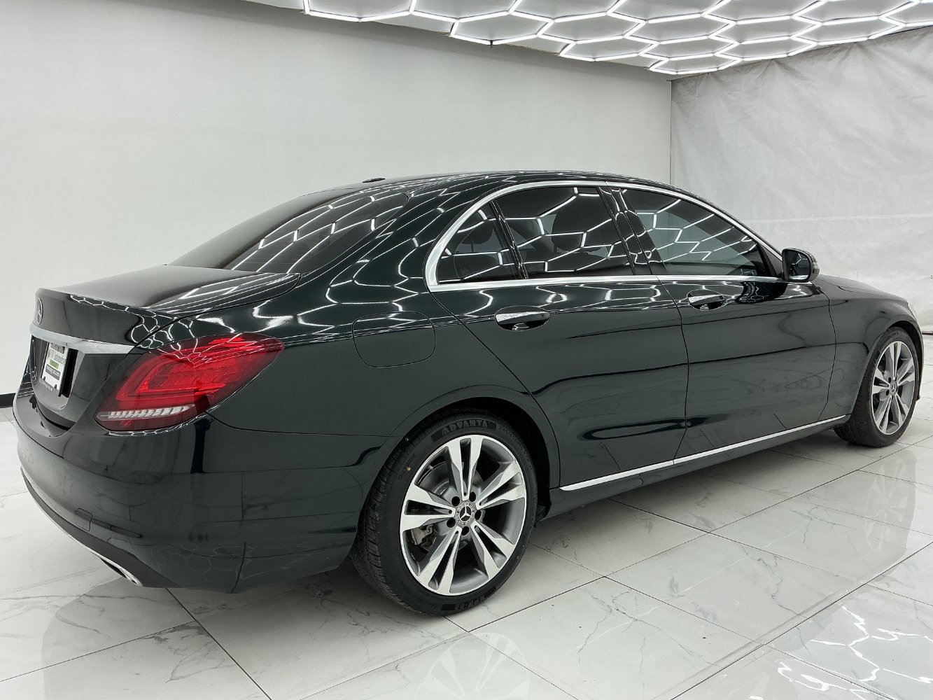 Used 2019 Mercedes-Benz C 300 Sedan image 11