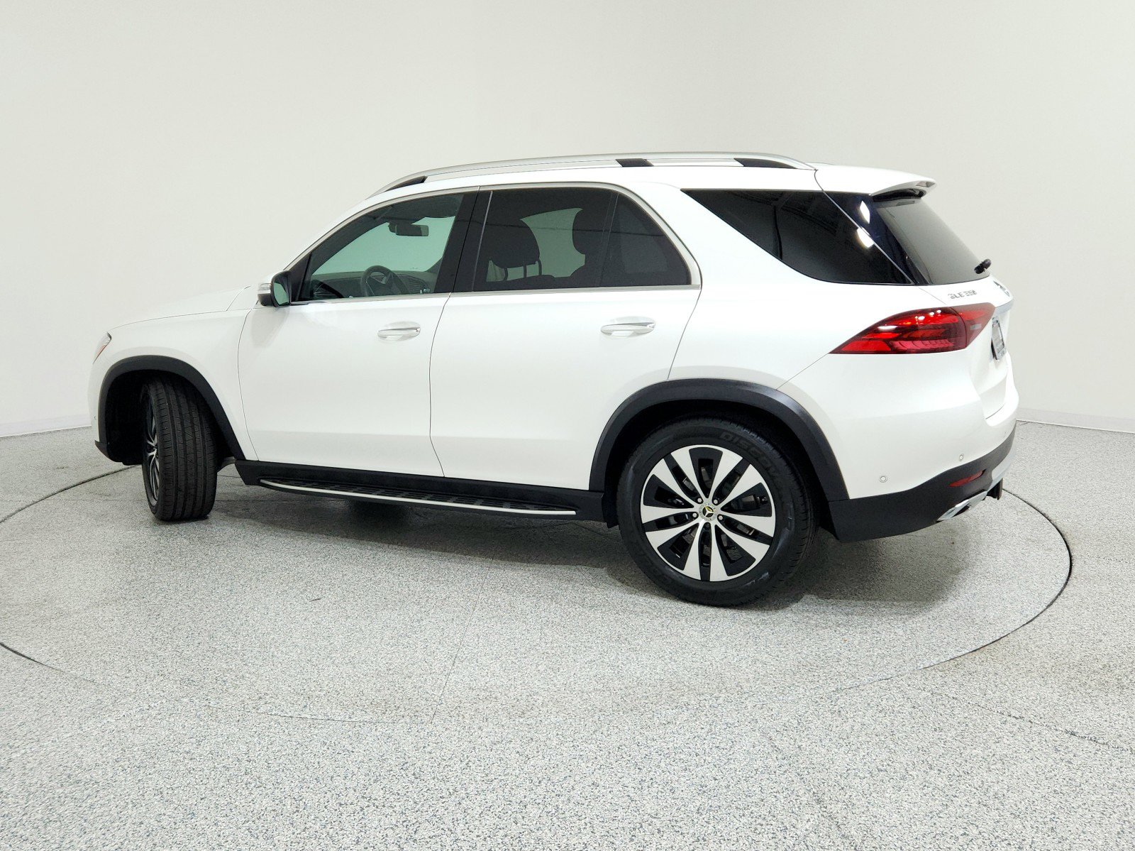 Certified 2025 Mercedes-Benz GLE 350 4MATIC image 11