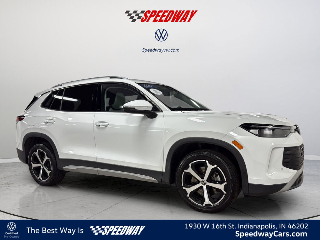 Used 2025 Volkswagen Tiguan SE