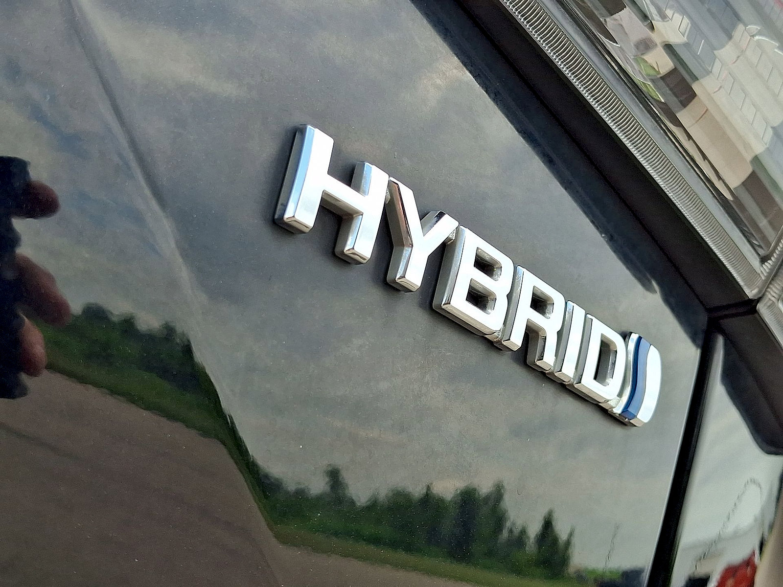 Used 2023 Toyota Highlander XLE AWD/4WD image 24