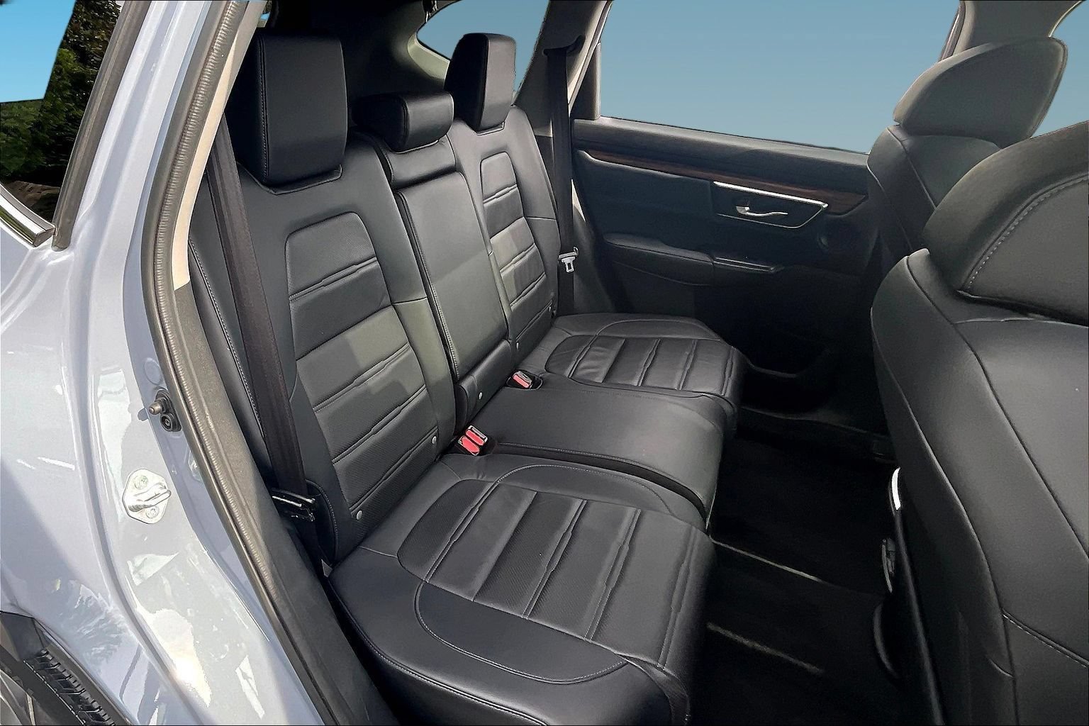 Used 2022 Honda CR-V Touring image 24