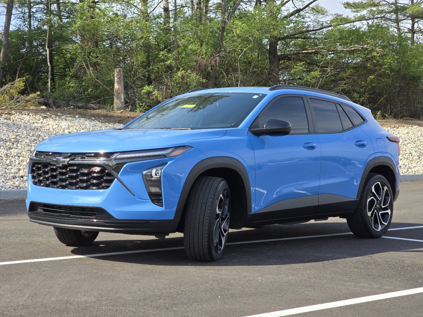 Used 2024 Chevrolet Trax RS w/ Sunroof Package FWD image 16