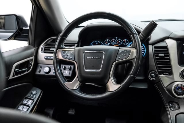 Used 2020 GMC Yukon Denali w/ Denali Premium Package AWD/4WD image 42