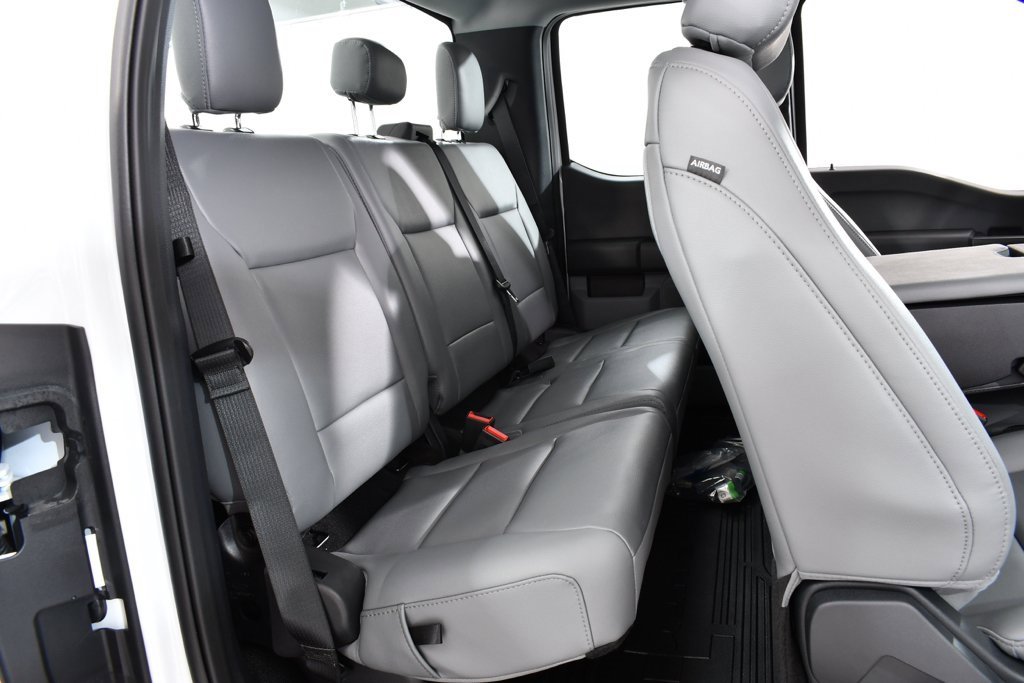 New 2025 Ford F350 XL w/ XL Chrome Package image 19