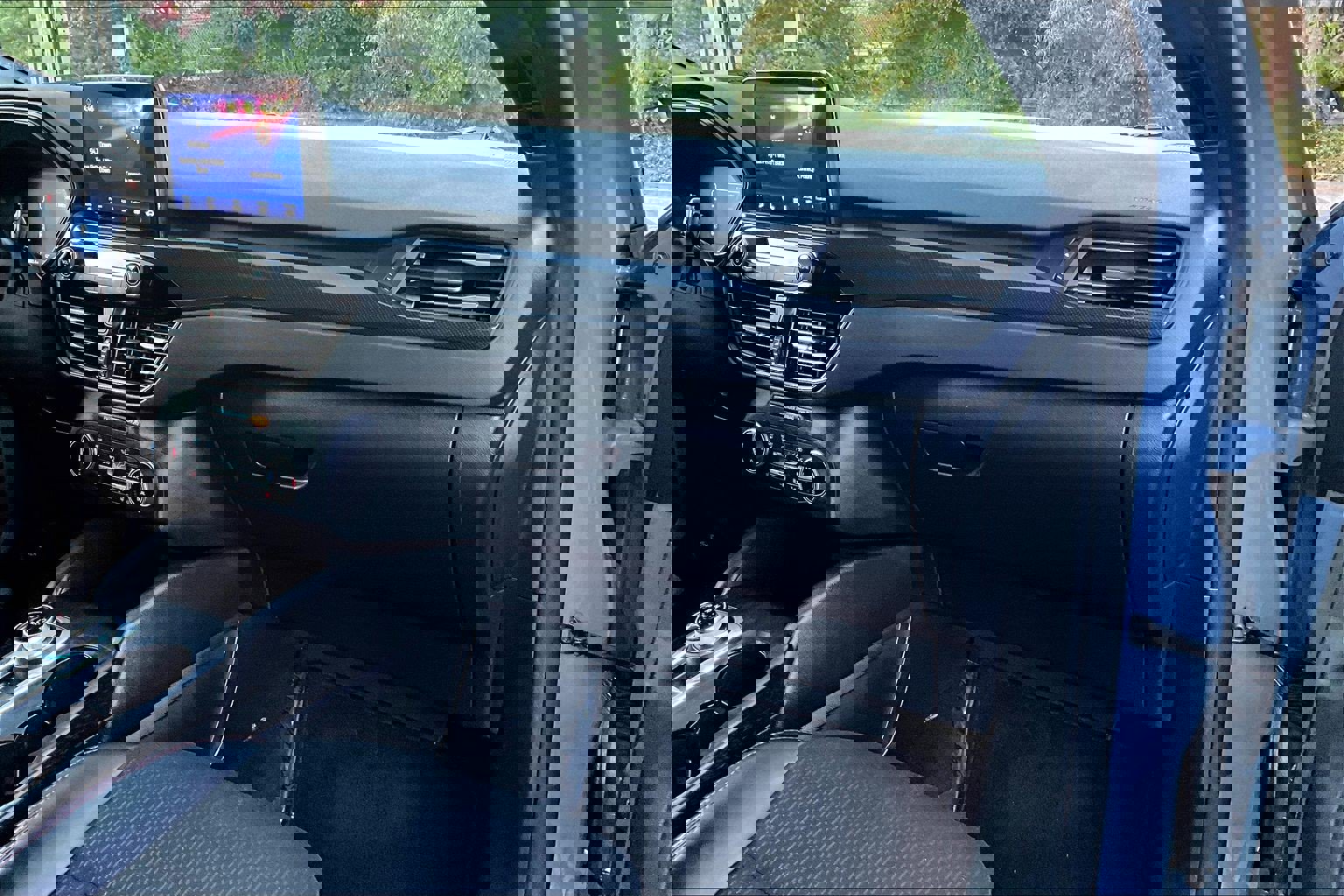 Used 2025 Ford Escape ST-Line w/ Cold Weather Package image 14