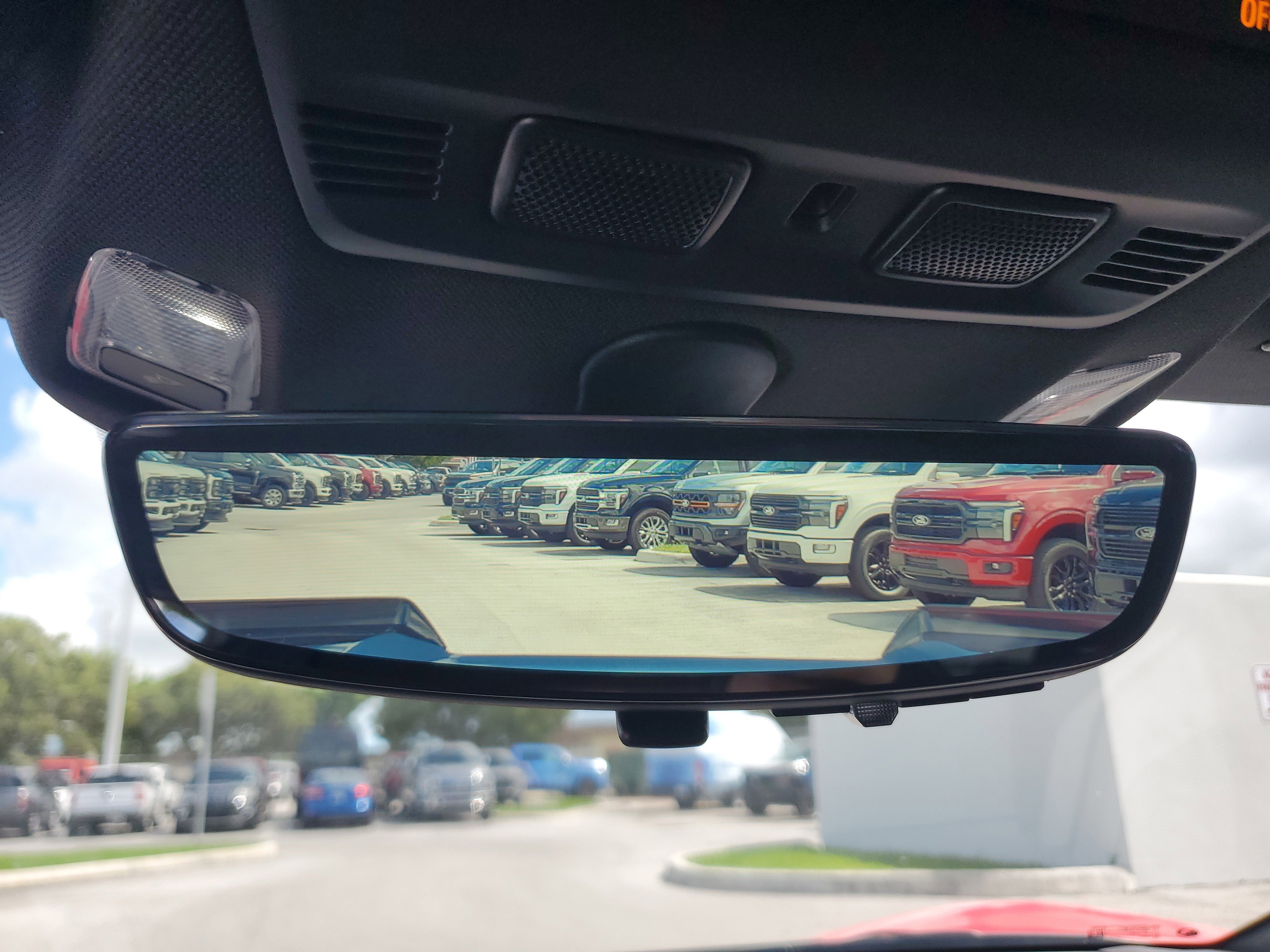 Used 2025 Chevrolet Corvette Z06 image 12