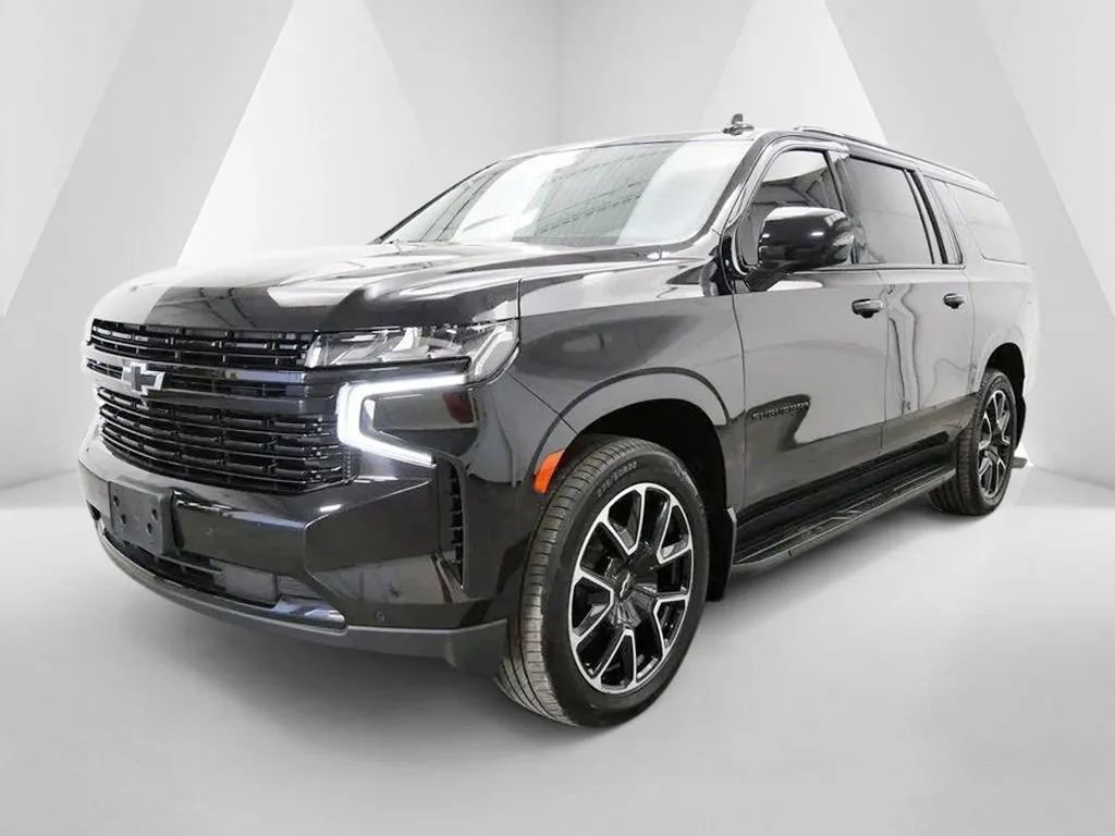 Used 2023 Chevrolet Suburban RST w/ Luxury Package AWD/4WD image 3