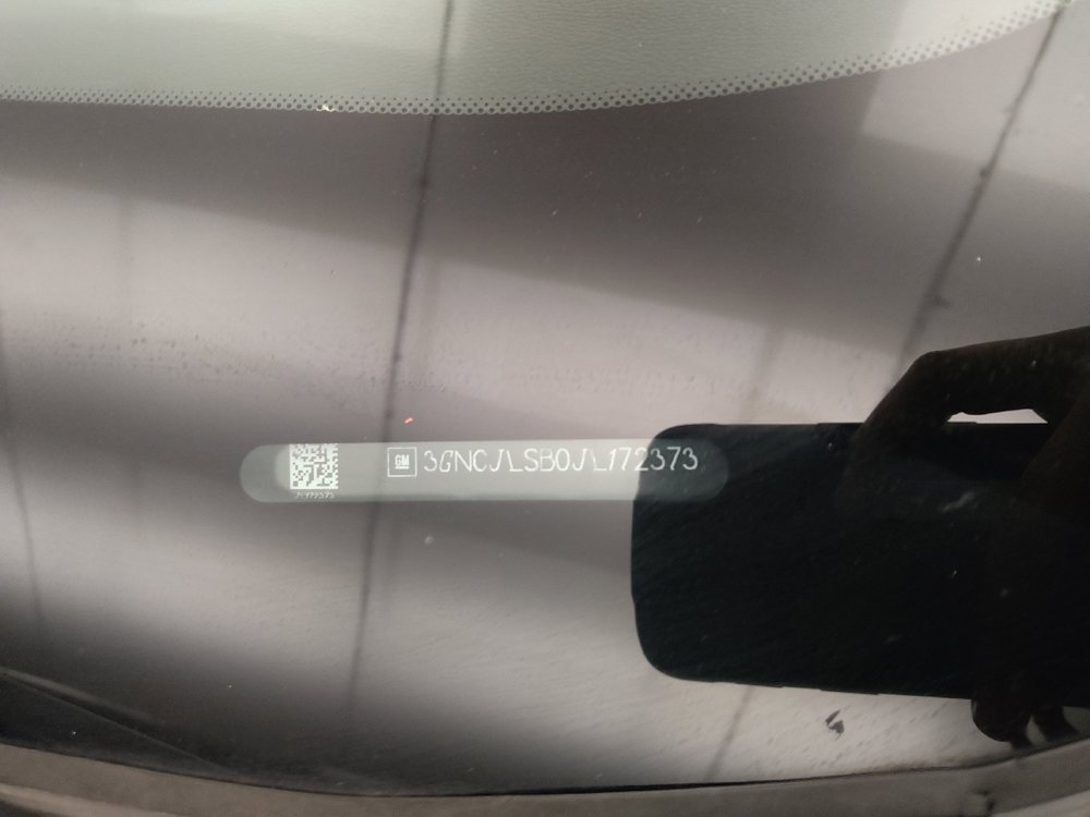 Used 2018 Chevrolet Trax LT w/ Sun & Sound Package FWD image 33