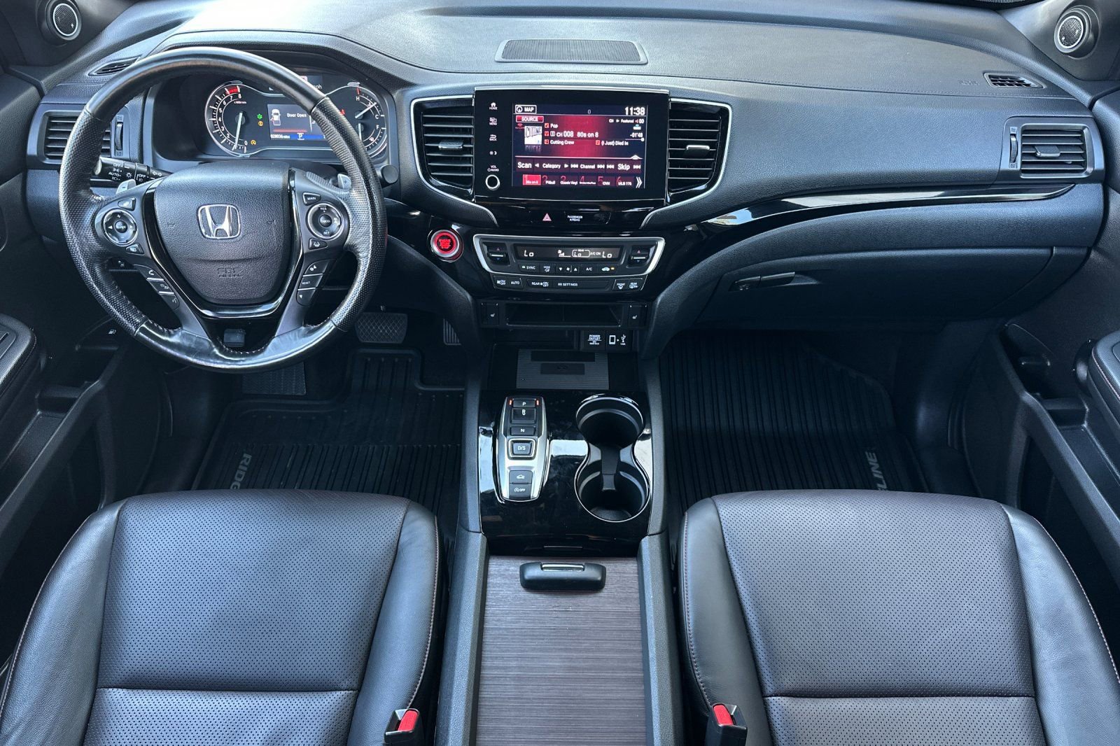 Used 2023 Honda Ridgeline Black Edition image 14