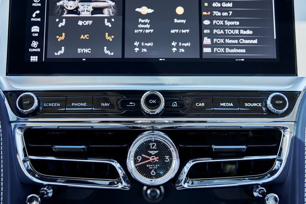 Used 2024 Bentley Flying Spur V8 AWD/4WD image 70