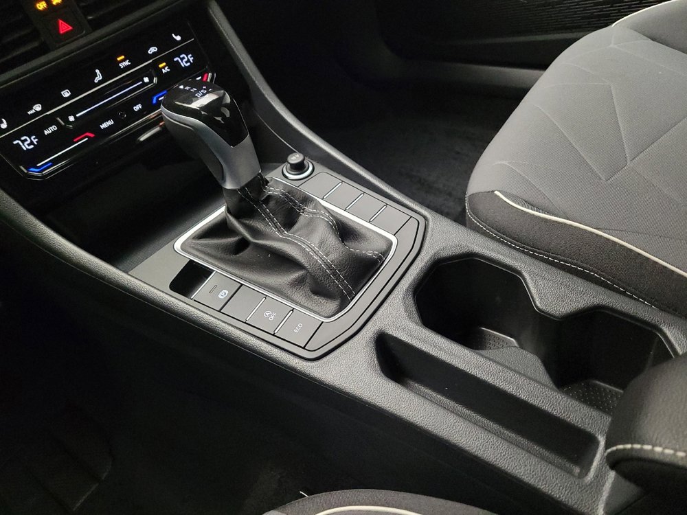 Used 2025 Volkswagen Jetta Sport FWD image 26