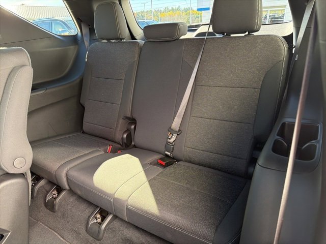 Used 2024 Chevrolet Traverse LT image 31