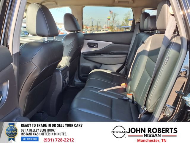 Used 2024 Nissan Murano SV w/ SV Midnight Edition Package image 9