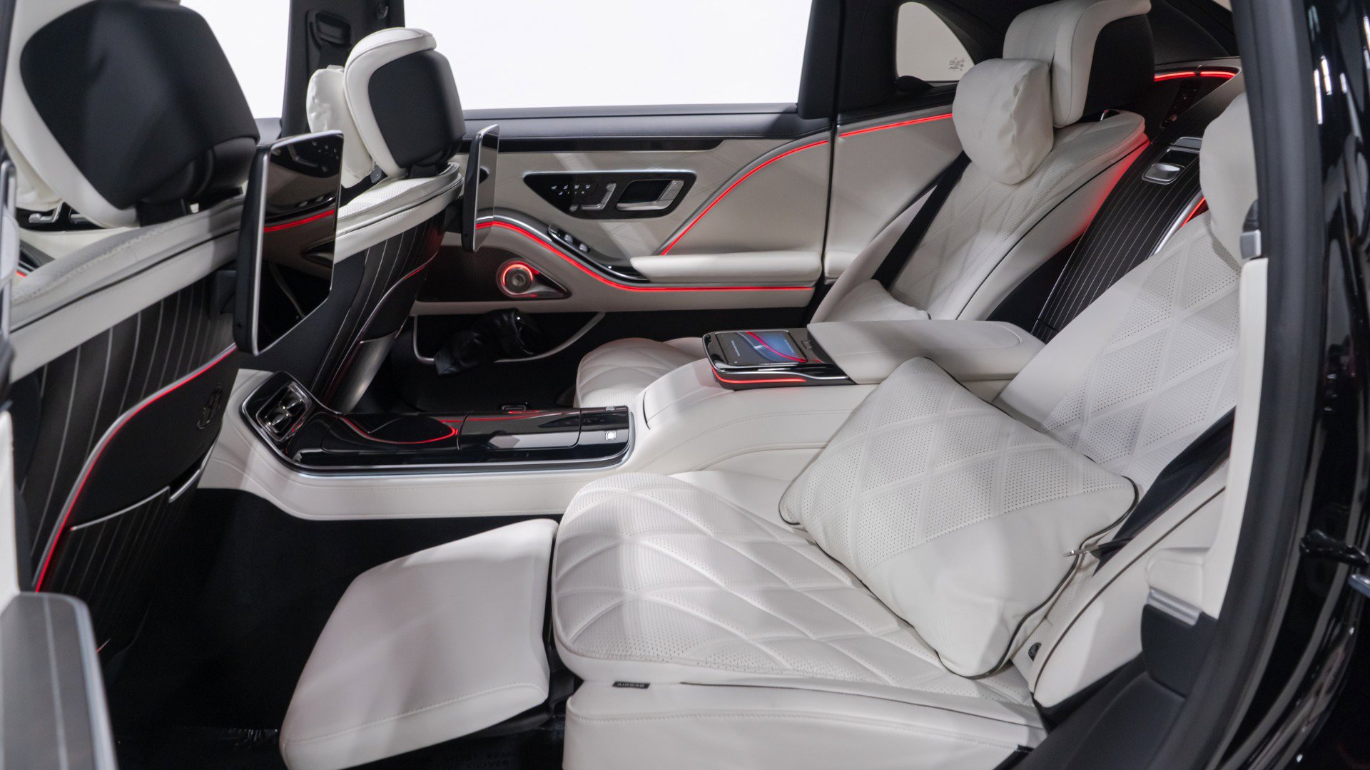 Used 2024 Mercedes-Benz Maybach S 680 4MATIC image 70