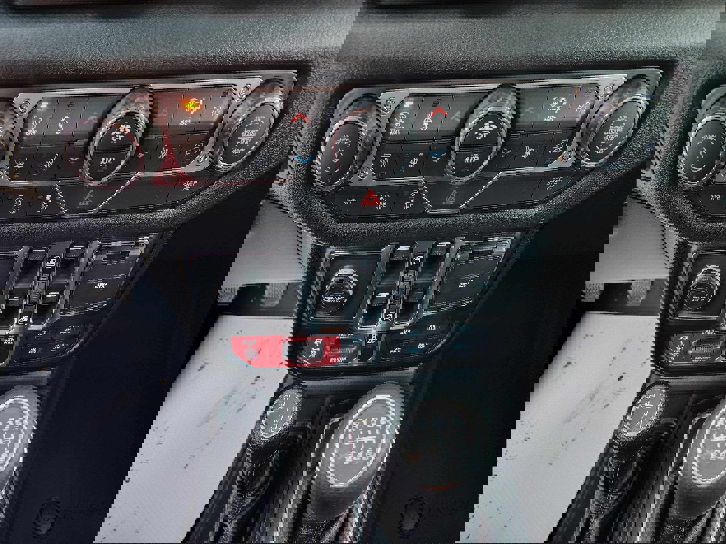 New 2026 Jeep Wrangler Unlimited Sport image 32