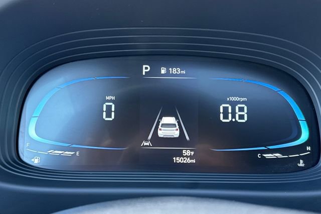 Used 2025 Hyundai Venue SEL FWD image 40