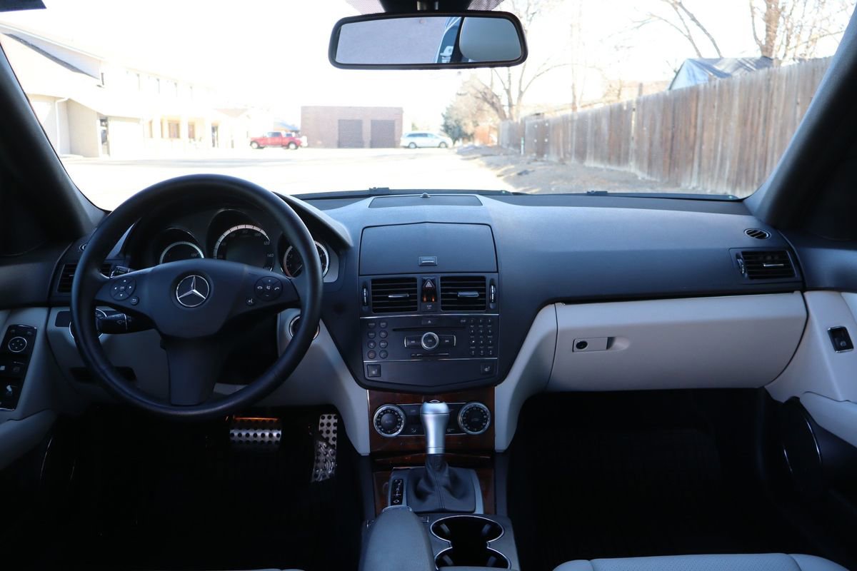 Used 2009 Mercedes-Benz C 300 4MATIC Sedan image 16