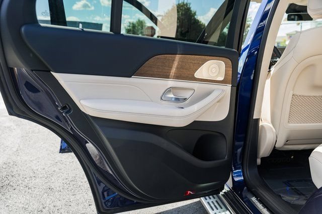 New 2026 Mercedes-Benz GLE 450 4MATIC image 32