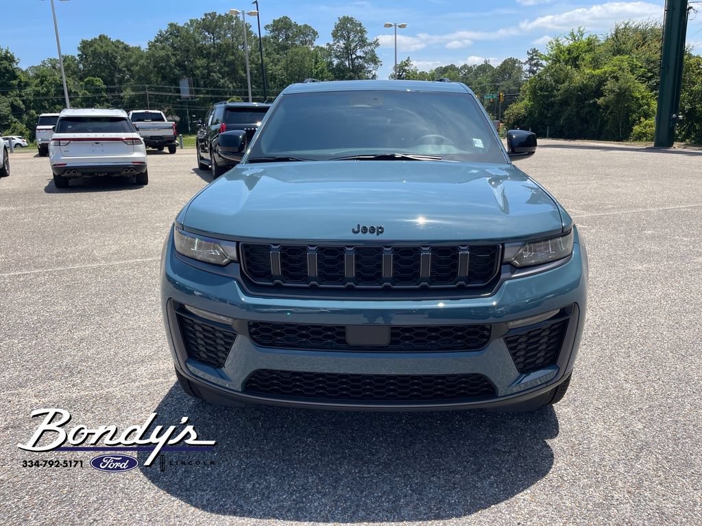 Used 2026 Jeep Grand Cherokee L Limited w/ Limited Altitude Package RWD image 2