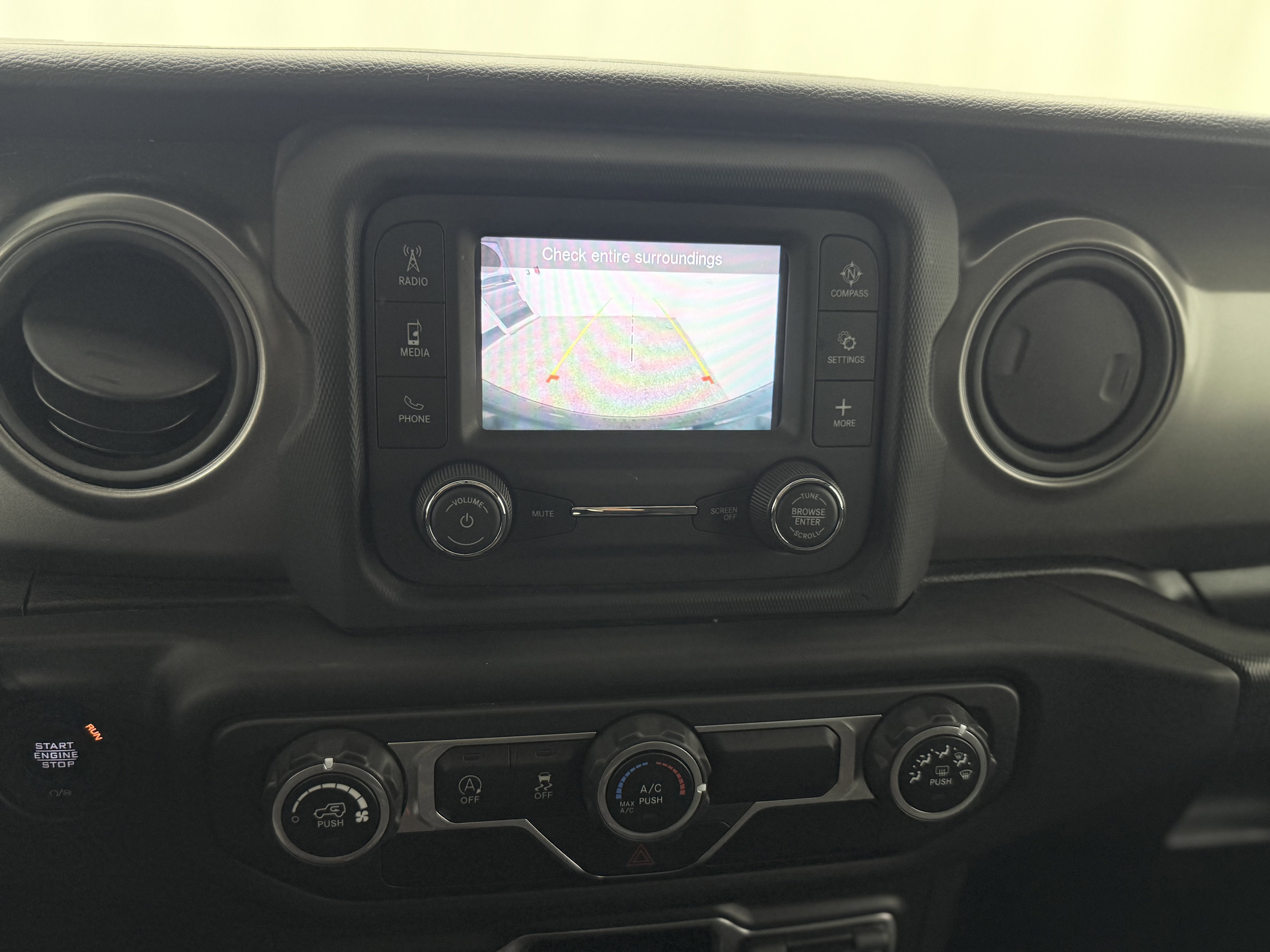 Used 2021 Jeep Wrangler Unlimited Sport image 17