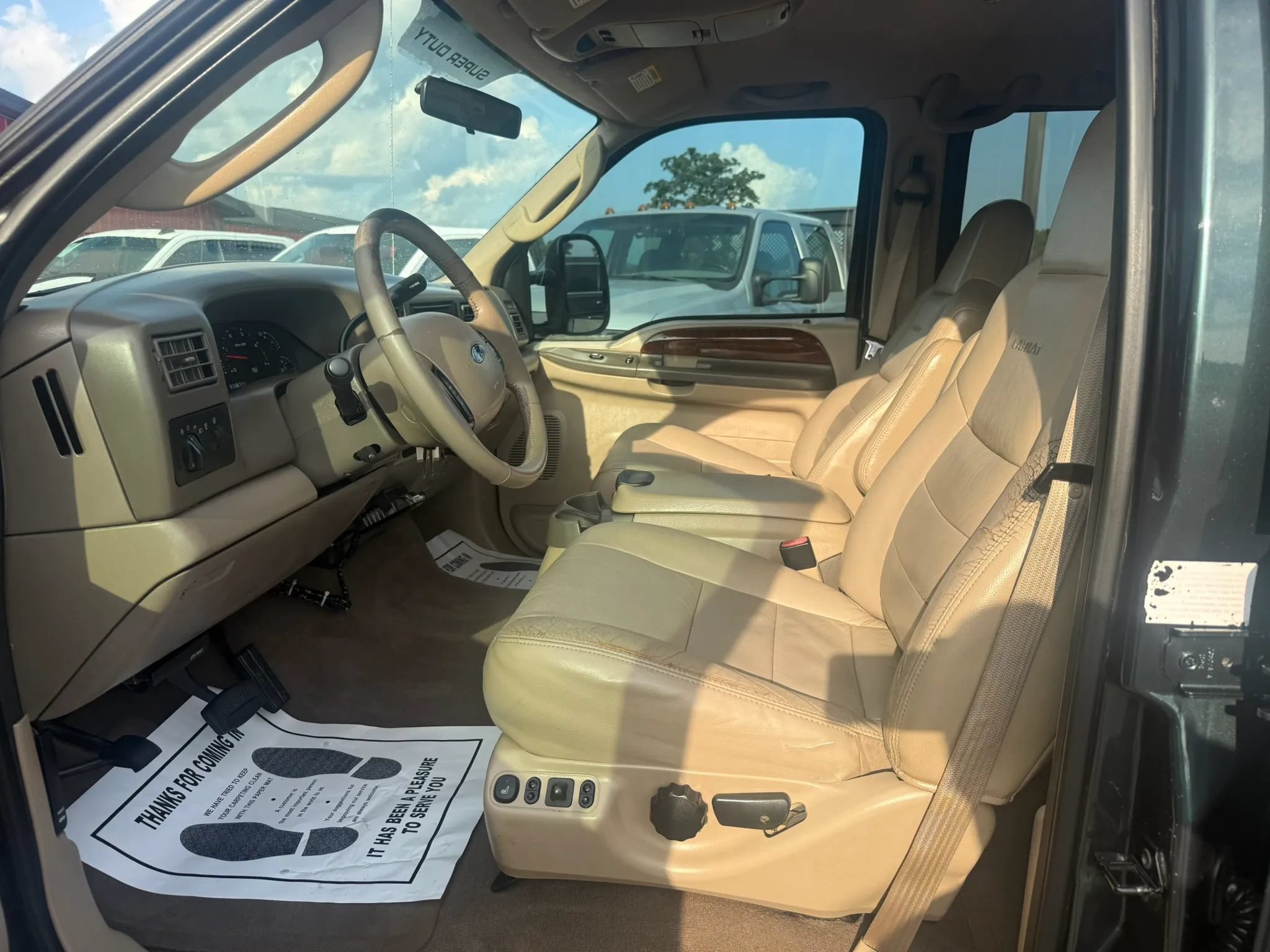Used 2004 Ford F250 XLT AWD/4WD image 8