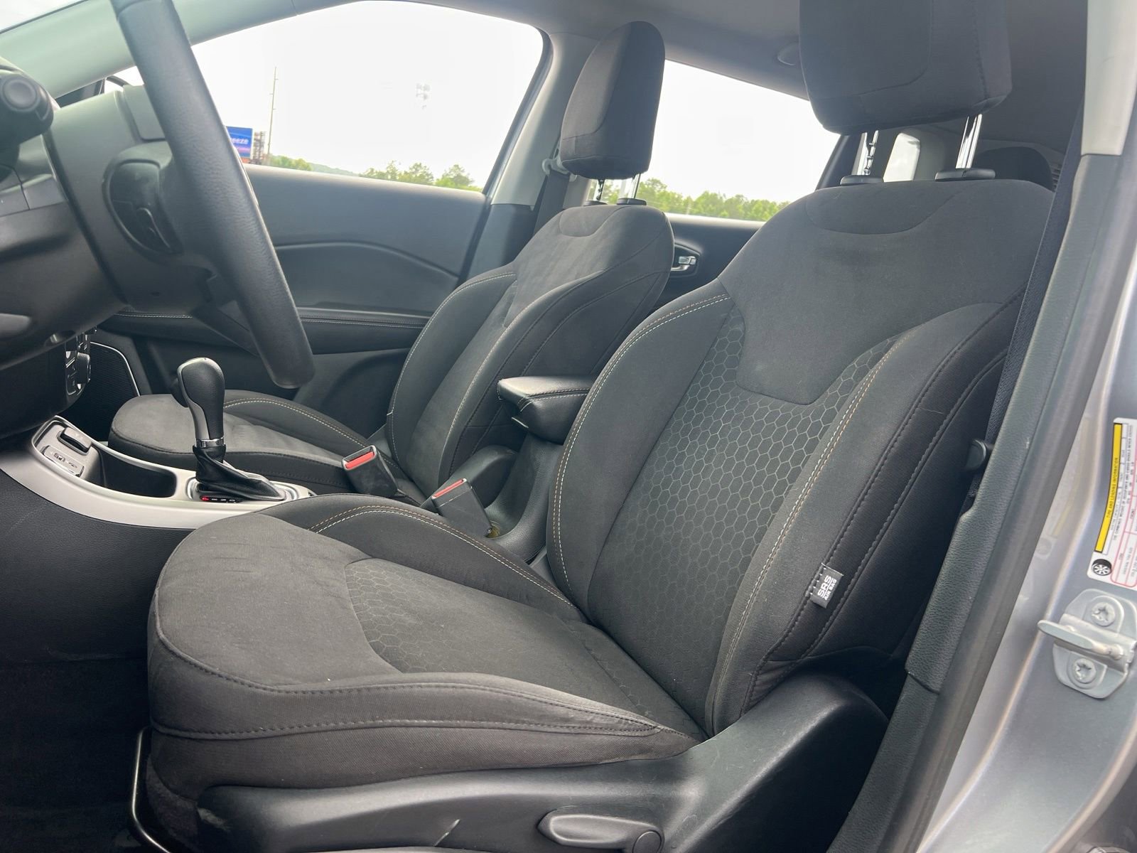 Used 2019 Jeep Compass Sport FWD image 26