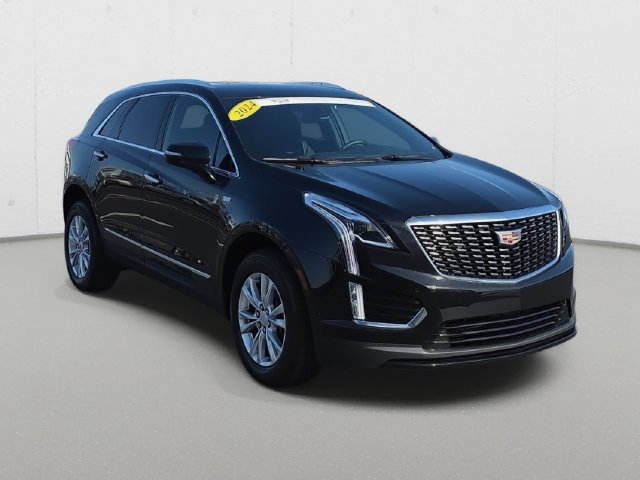 Certified 2024 Cadillac XT5 Luxury w/ LPO, Floor Liner Package AWD/4WD image 3