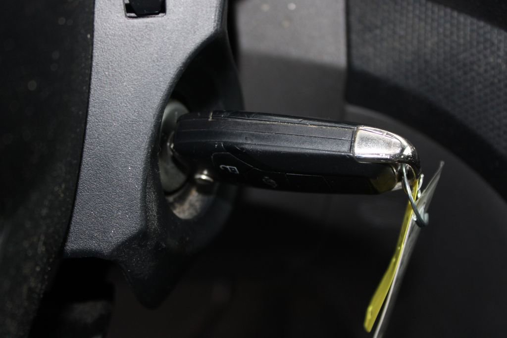 Used 2020 Ford Transit Connect XL image 27