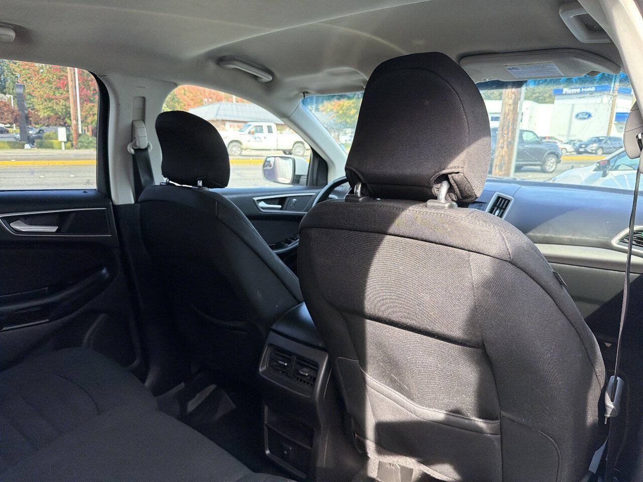 Used 2018 Ford Edge SEL AWD/4WD image 21