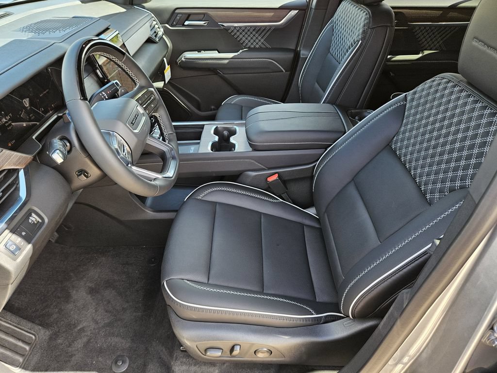 New 2026 GMC Acadia Denali w/ Super Cruise Package FWD image 9