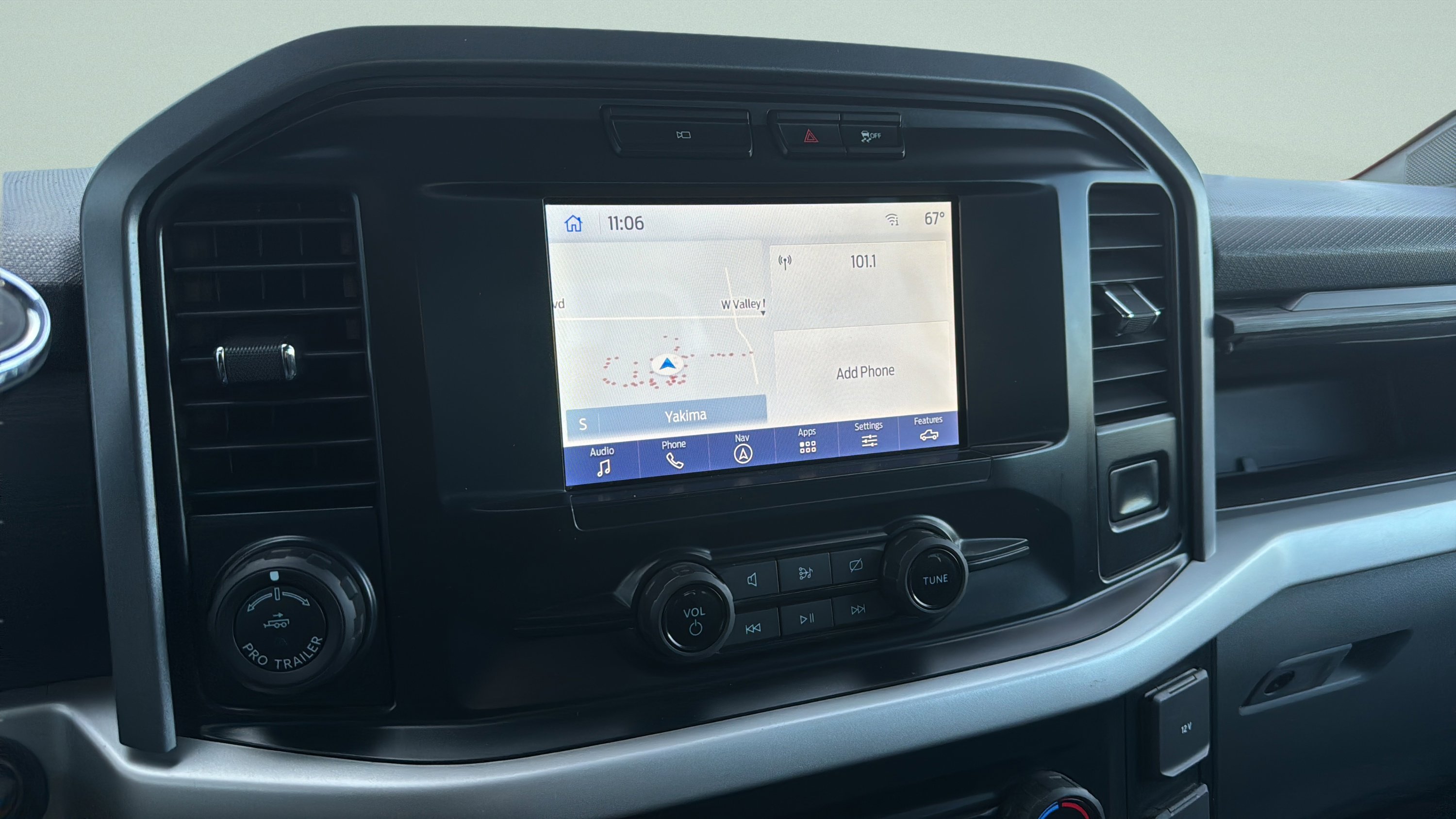 Used 2023 Ford F150 XLT w/ Trailer Tow Package image 18