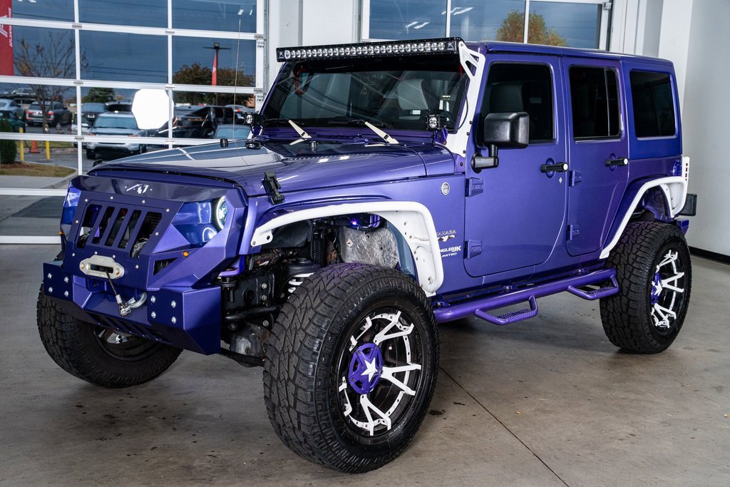 Used 2018 Jeep Wrangler Unlimited Sahara image 11