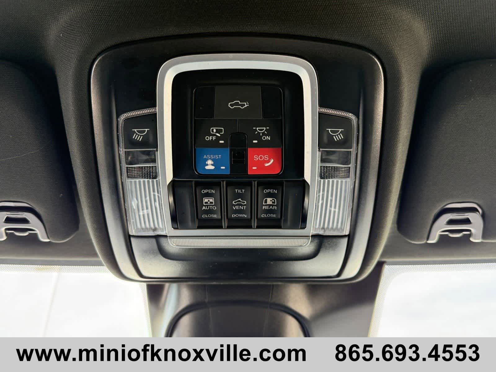 Used 2024 RAM 2500 Rebel w/ Safety Group AWD/4WD image 35