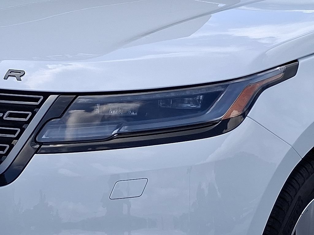Certified 2026 Land Rover Range Rover Velar Dynamic SE AWD/4WD image 9