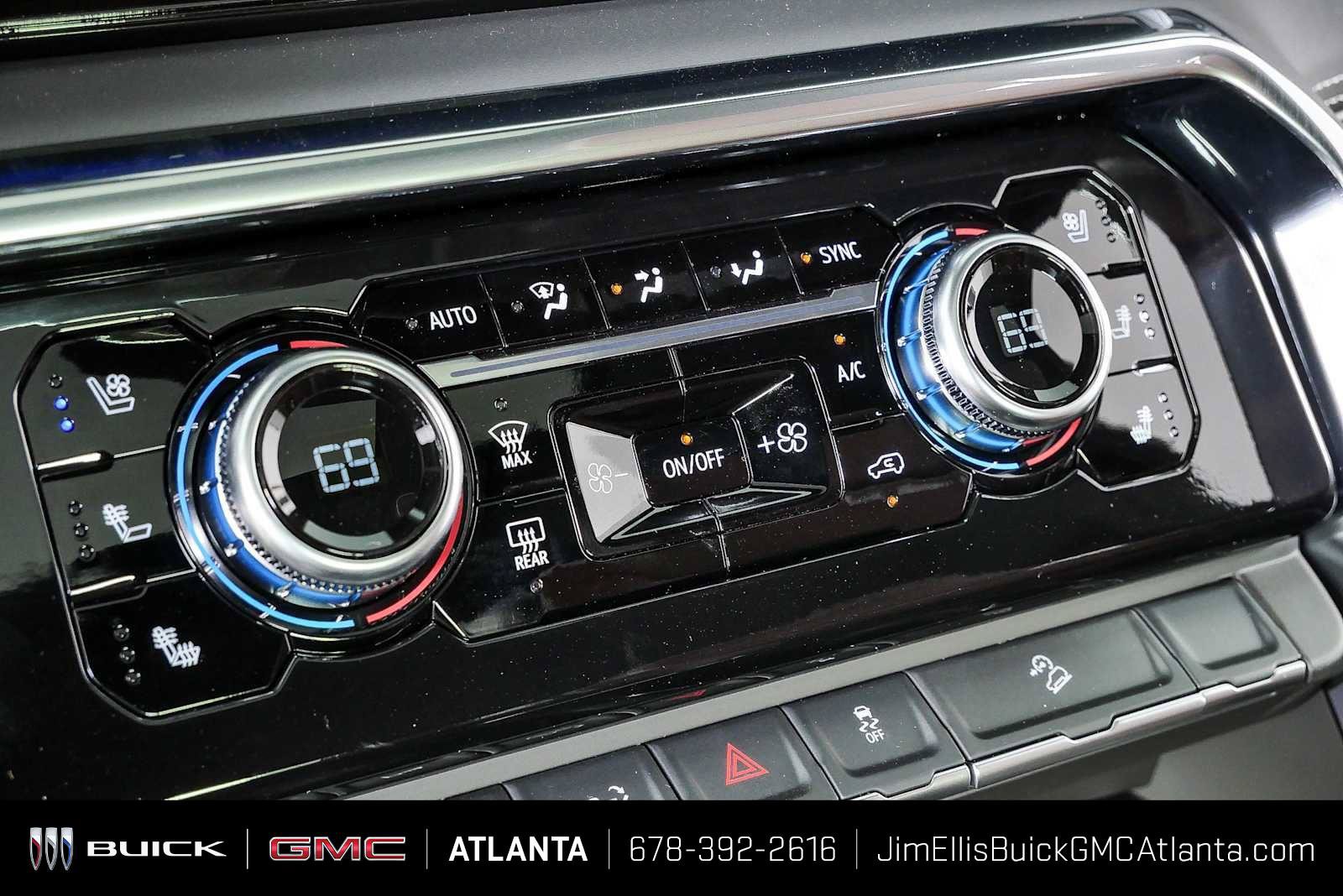 New 2026 GMC Sierra 2500 Denali Ultimate AWD/4WD image 18