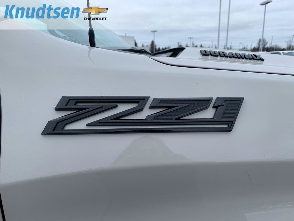 Used 2026 Chevrolet Silverado 1500 RST w/ RST All Star Premium Package AWD/4WD image 10