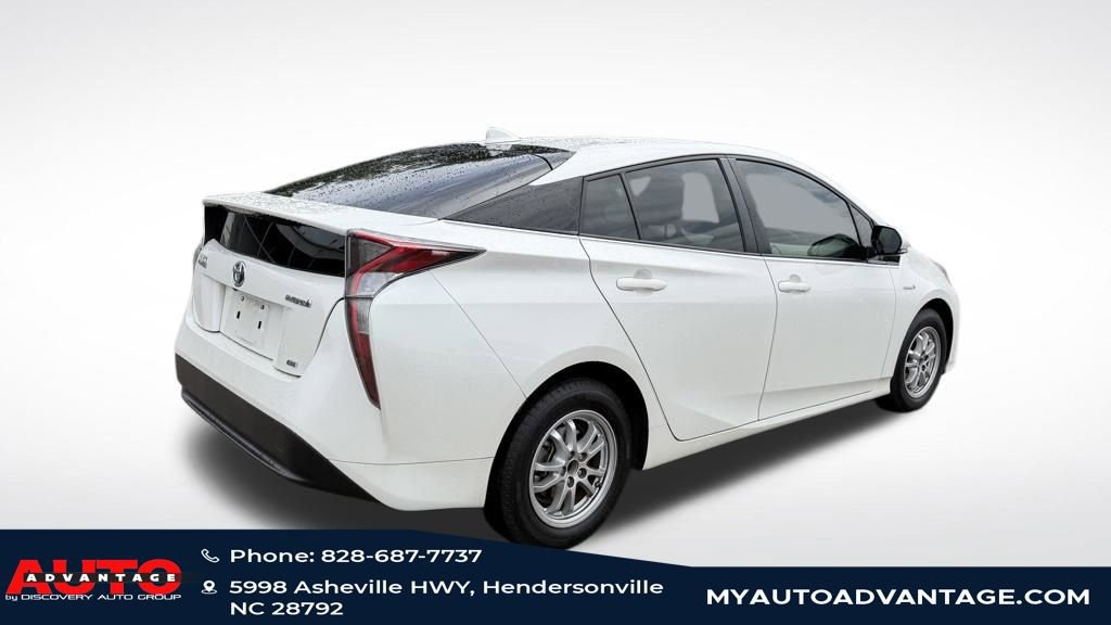 Used 2018 Toyota Prius Two FWD image 3