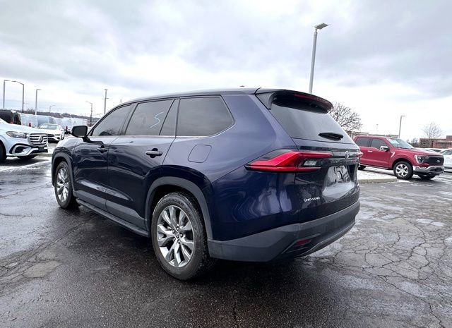 Used 2024 Toyota Grand Highlander Limited image 8