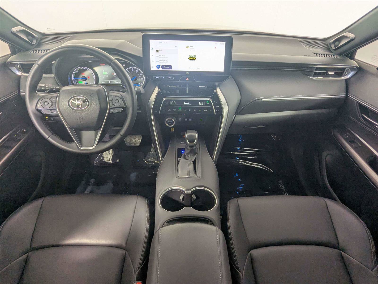 Certified 2024 Toyota Venza XLE AWD/4WD image 33