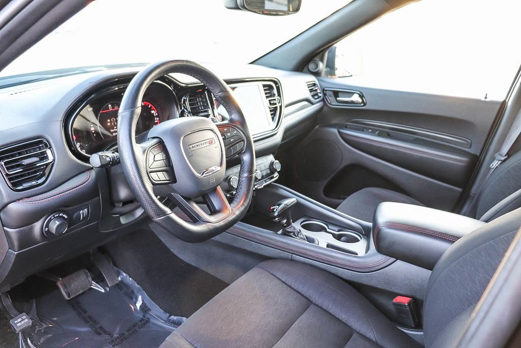 Used 2025 Dodge Durango GT AWD/4WD image 23