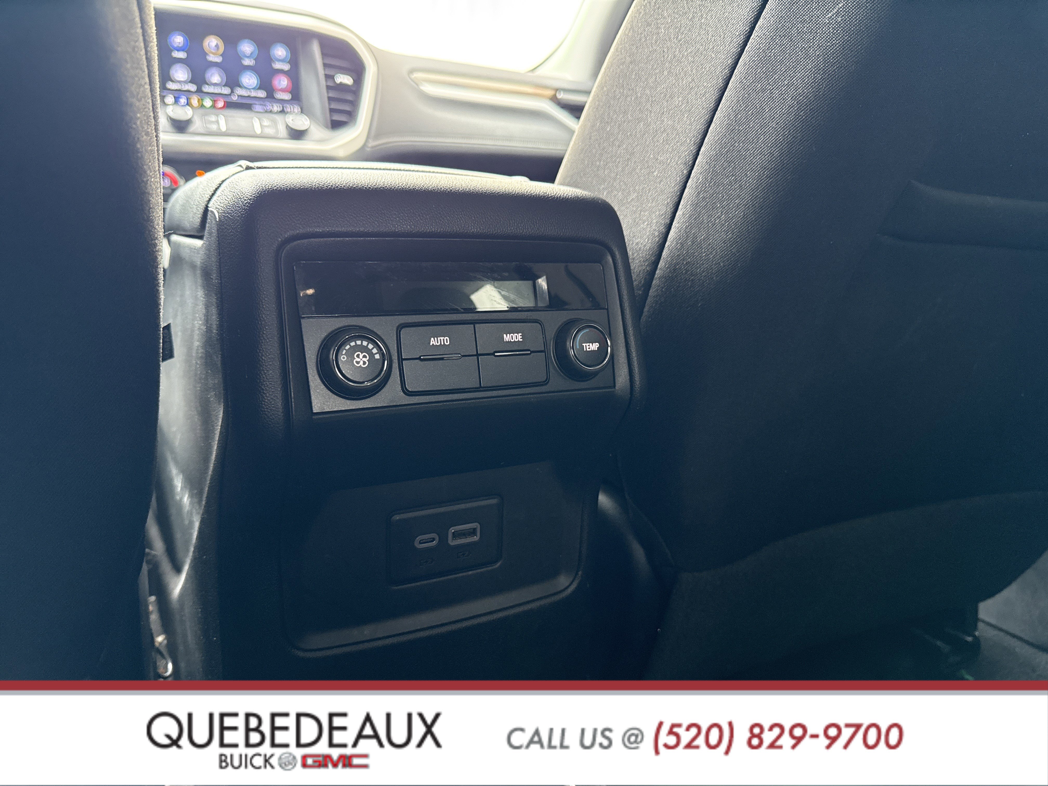 Used 2023 GMC Acadia SLE image 15