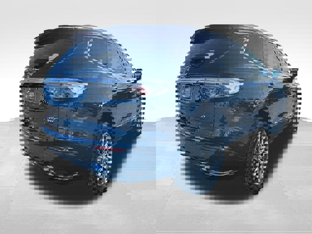 Used 2024 Buick Enclave Avenir image 5